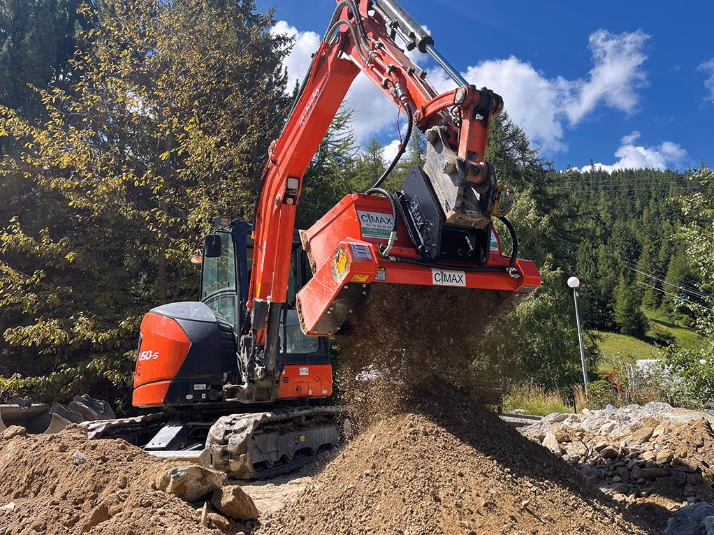 ALLU-Schaufel, Grabenverfüllung in den Alpen