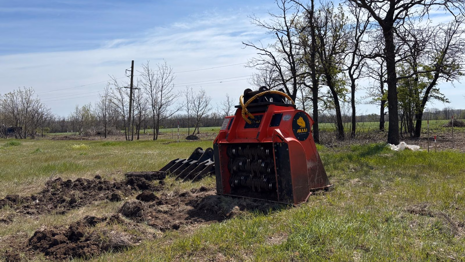 ALLU screening buckets improve mechanized demining operations in Ukraine.