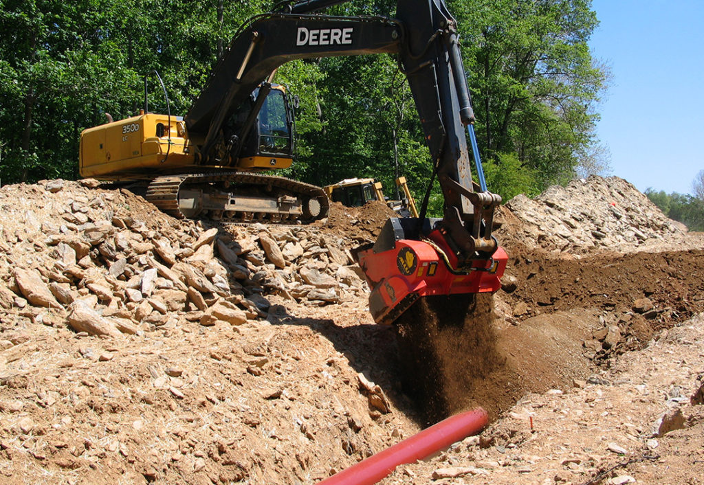 ALLU-transformer-screening-bucket-for-pipeline-padding